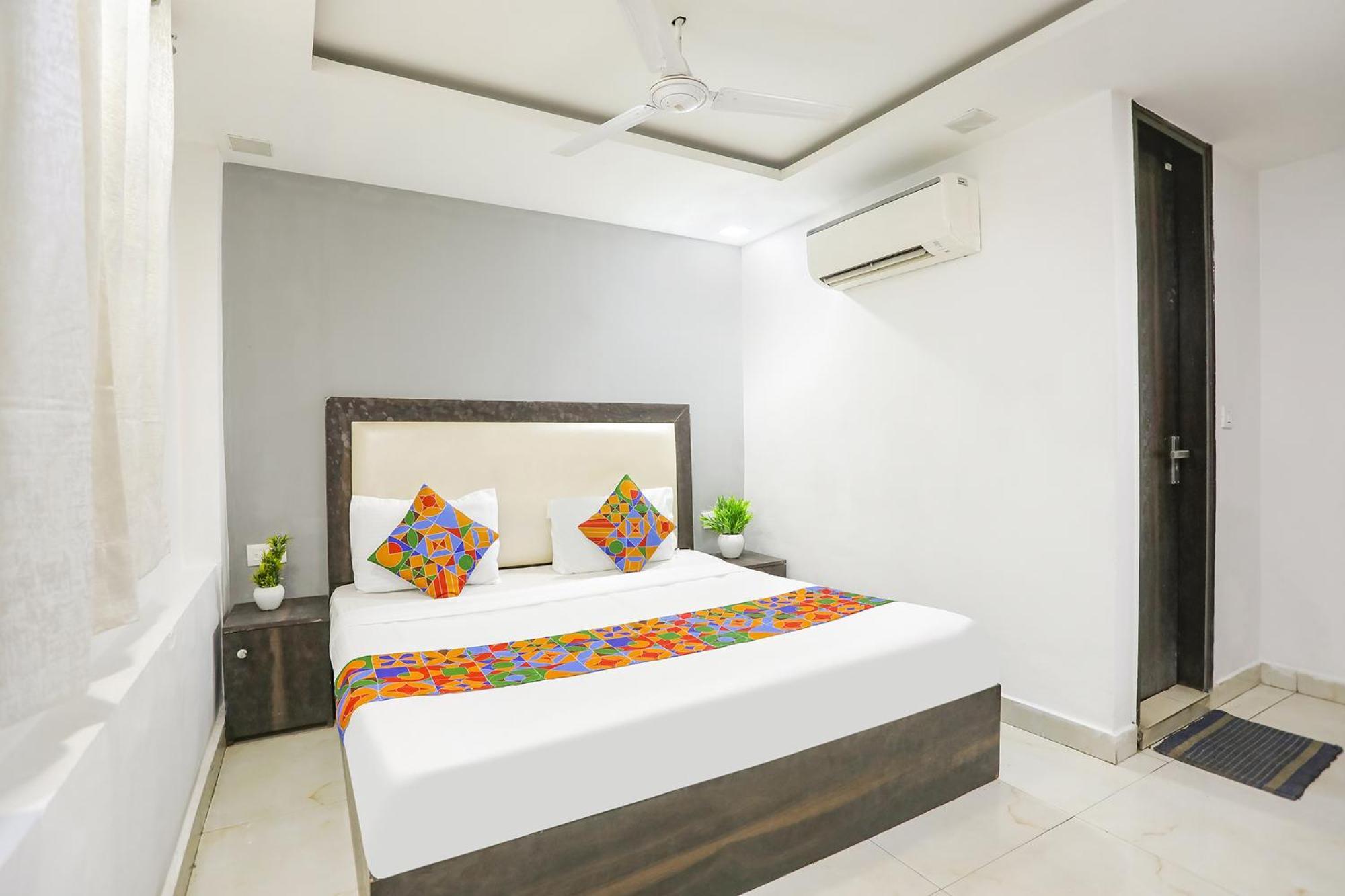 Fabexpress The Arrow New Delhi